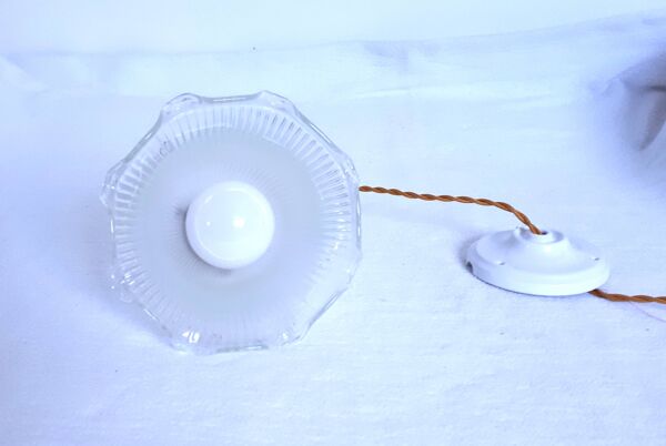 Suspension/ abat jour en verre holophane - ambiance rétro assurée - 1940 - vintage