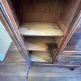 Armoire vitrée