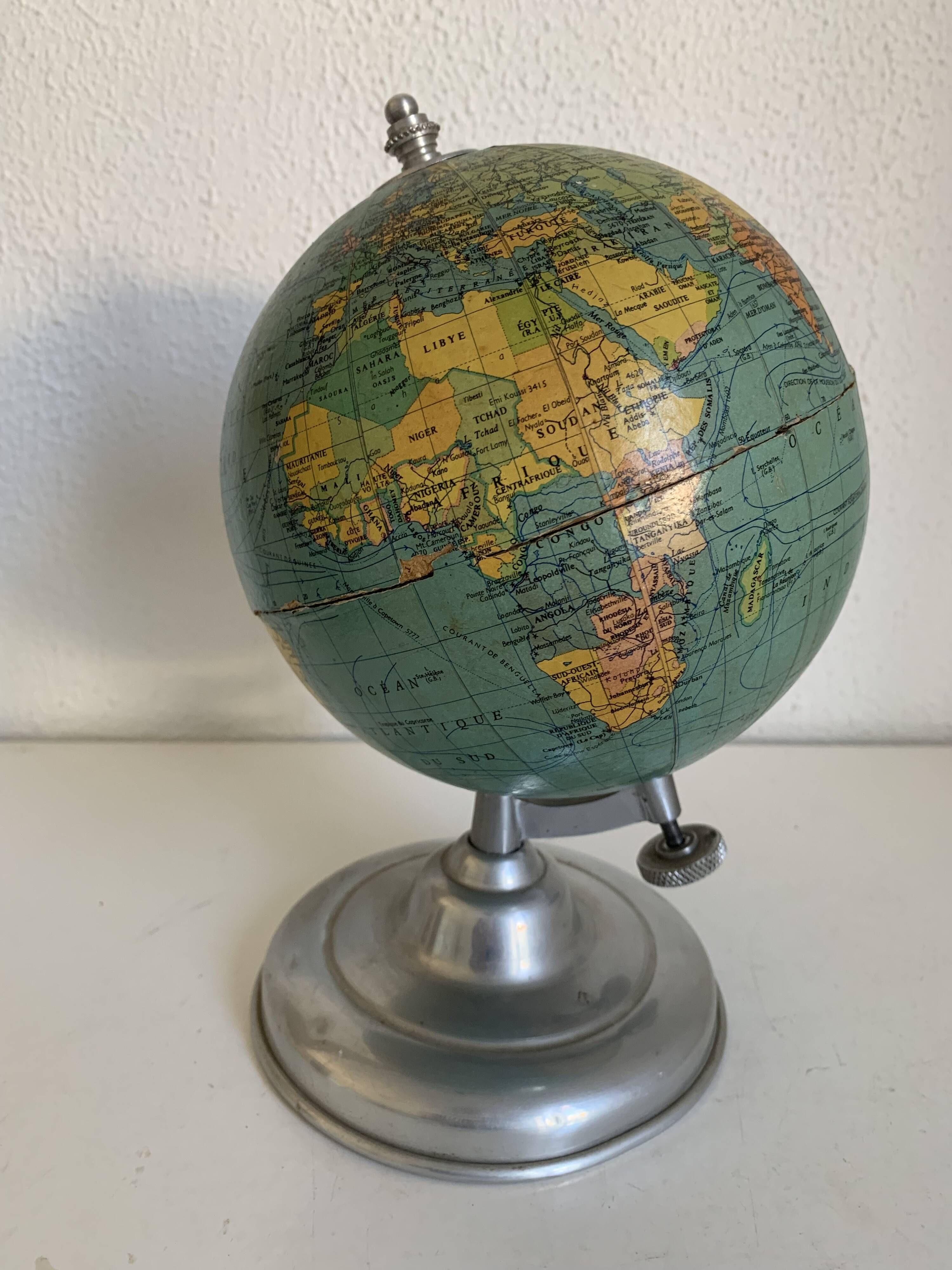 Vintage 1962 Taride World Map Globe - 25 cm