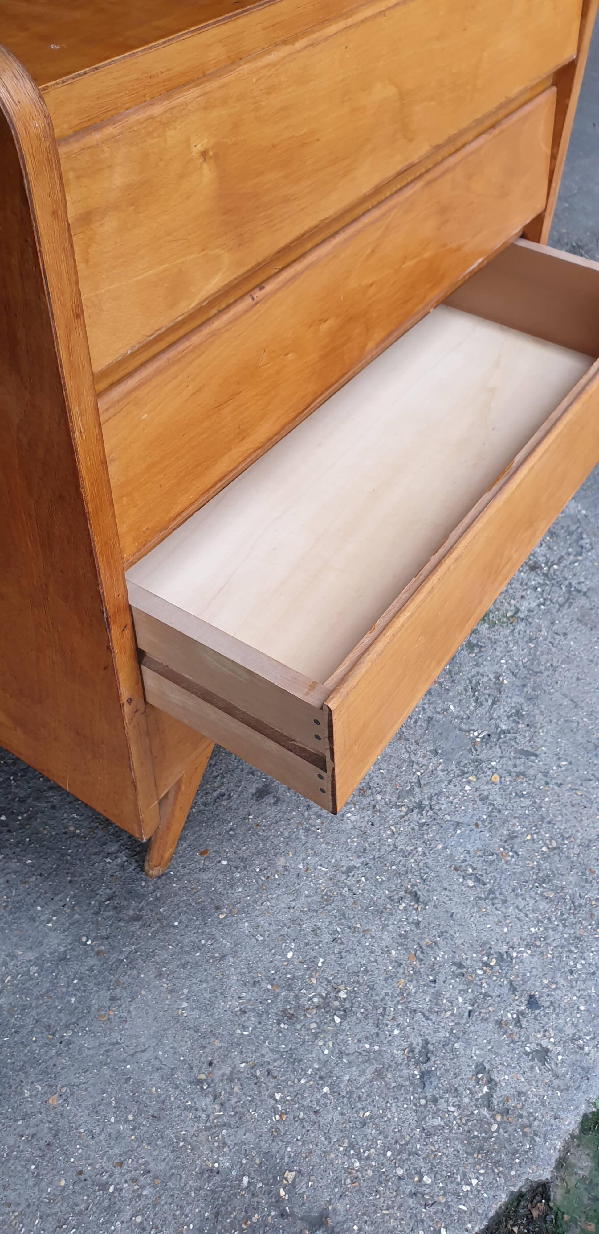 Sixties chest of 4 drawers