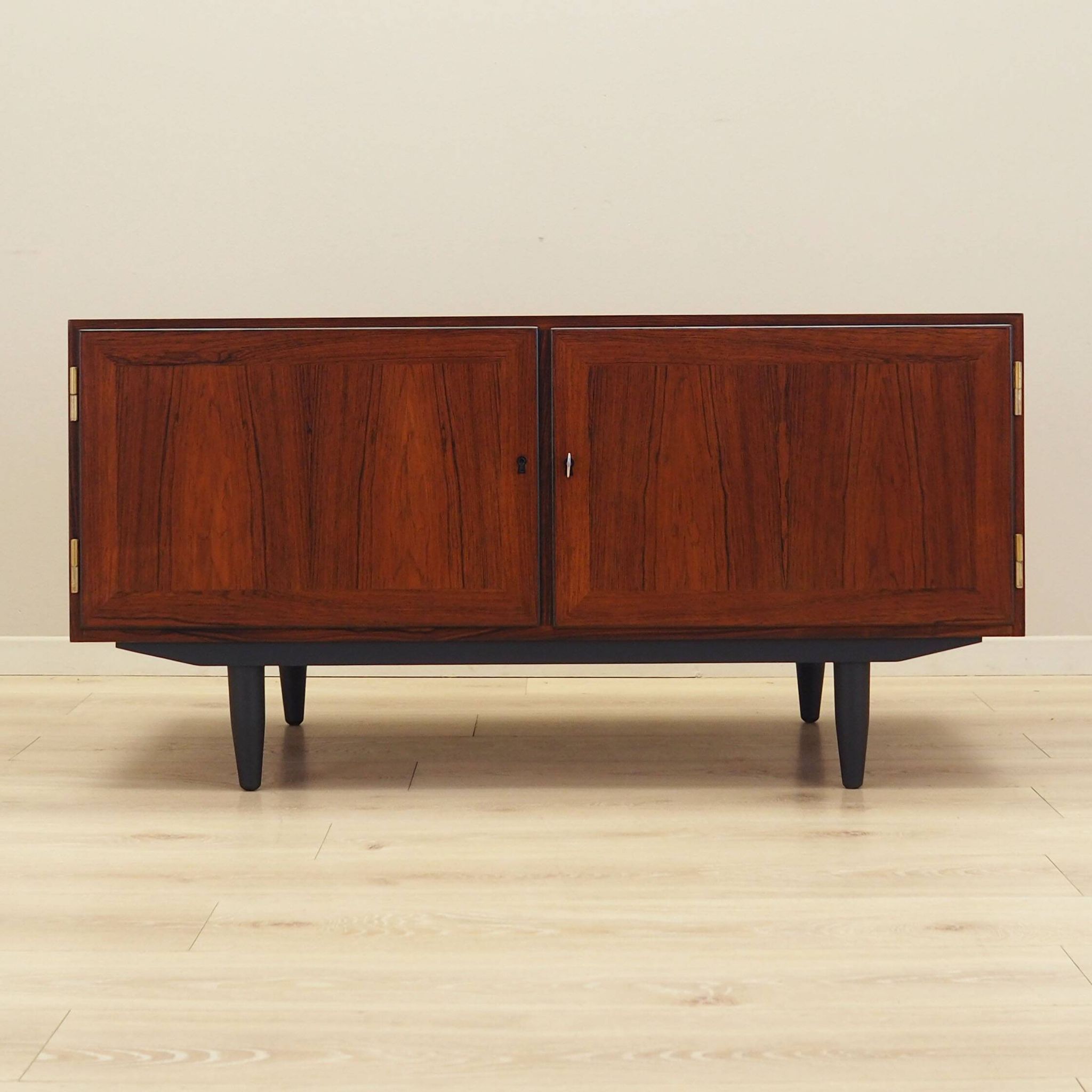 Rosewood cabinet, Danish design, 1970s, manufacture: Hundevad
