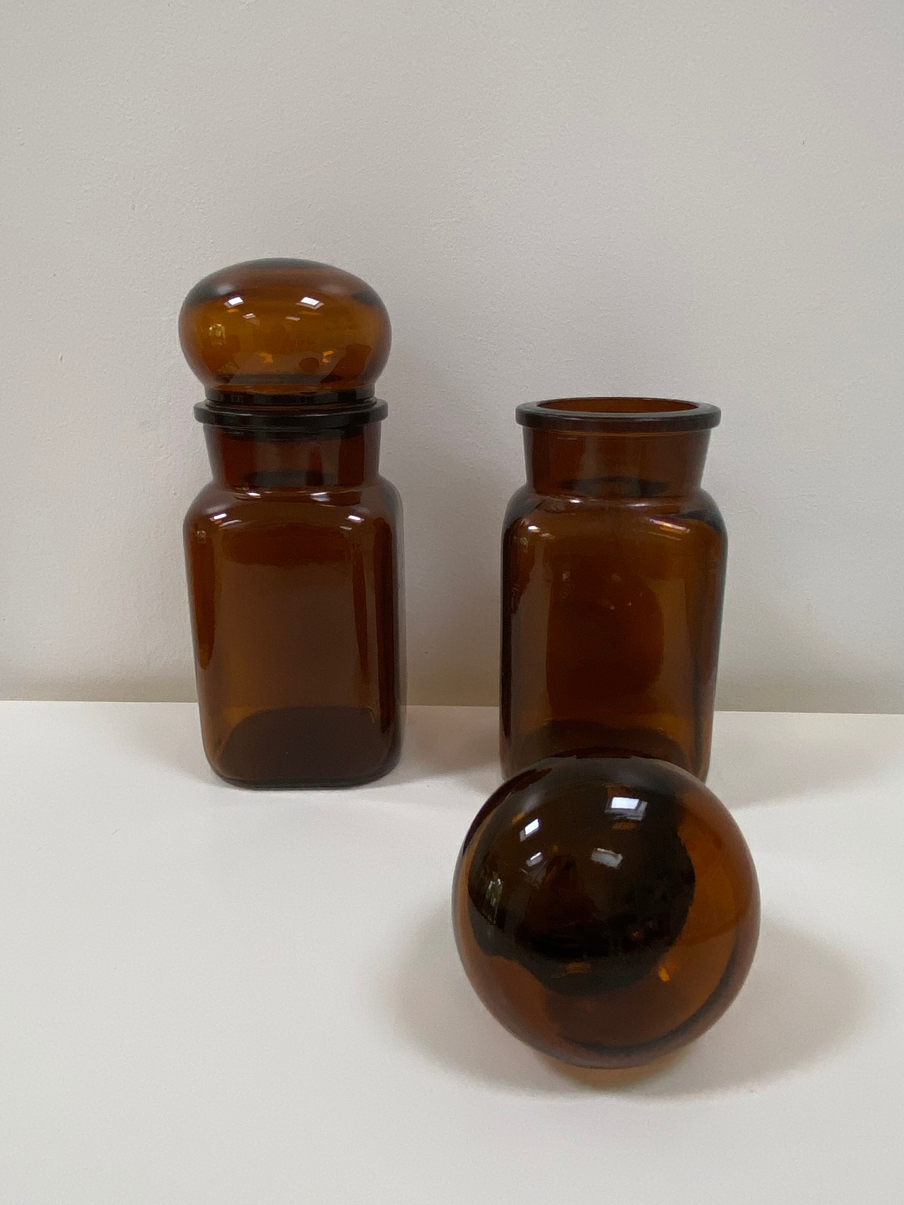 Duo of vintage pots apothecary style