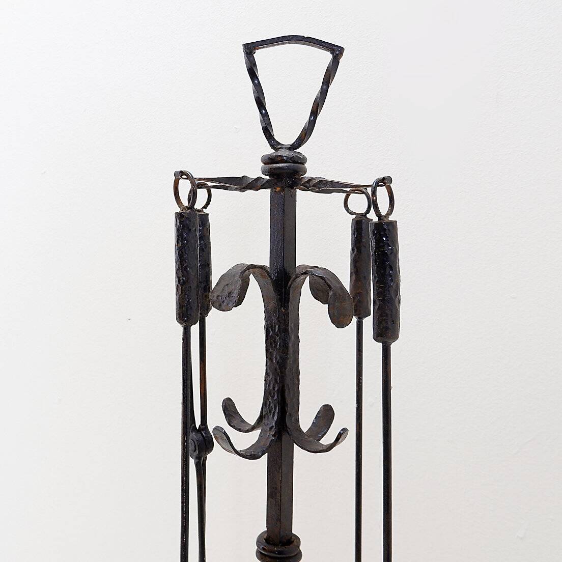 Large Wrought Iron Hammered Fireplace Tool Set: H 127cm