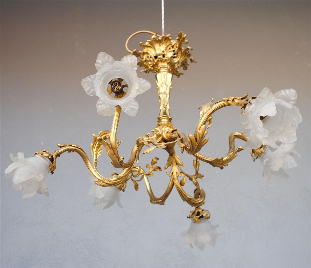 Chandelier in gilded bronze Napoleon III to tulips XIX