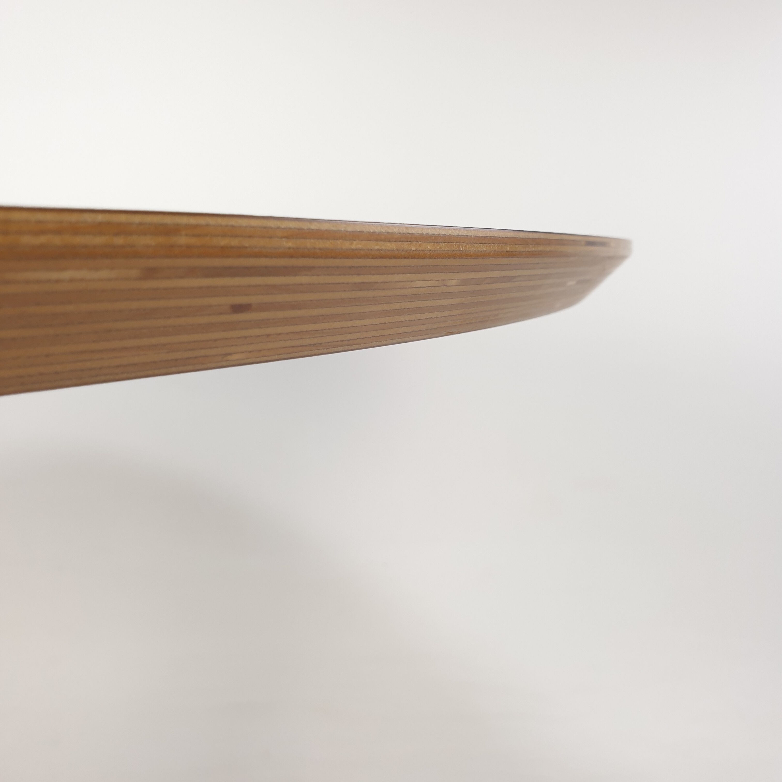 Round dining table by Pierre Paulin for Artifort, 1980
