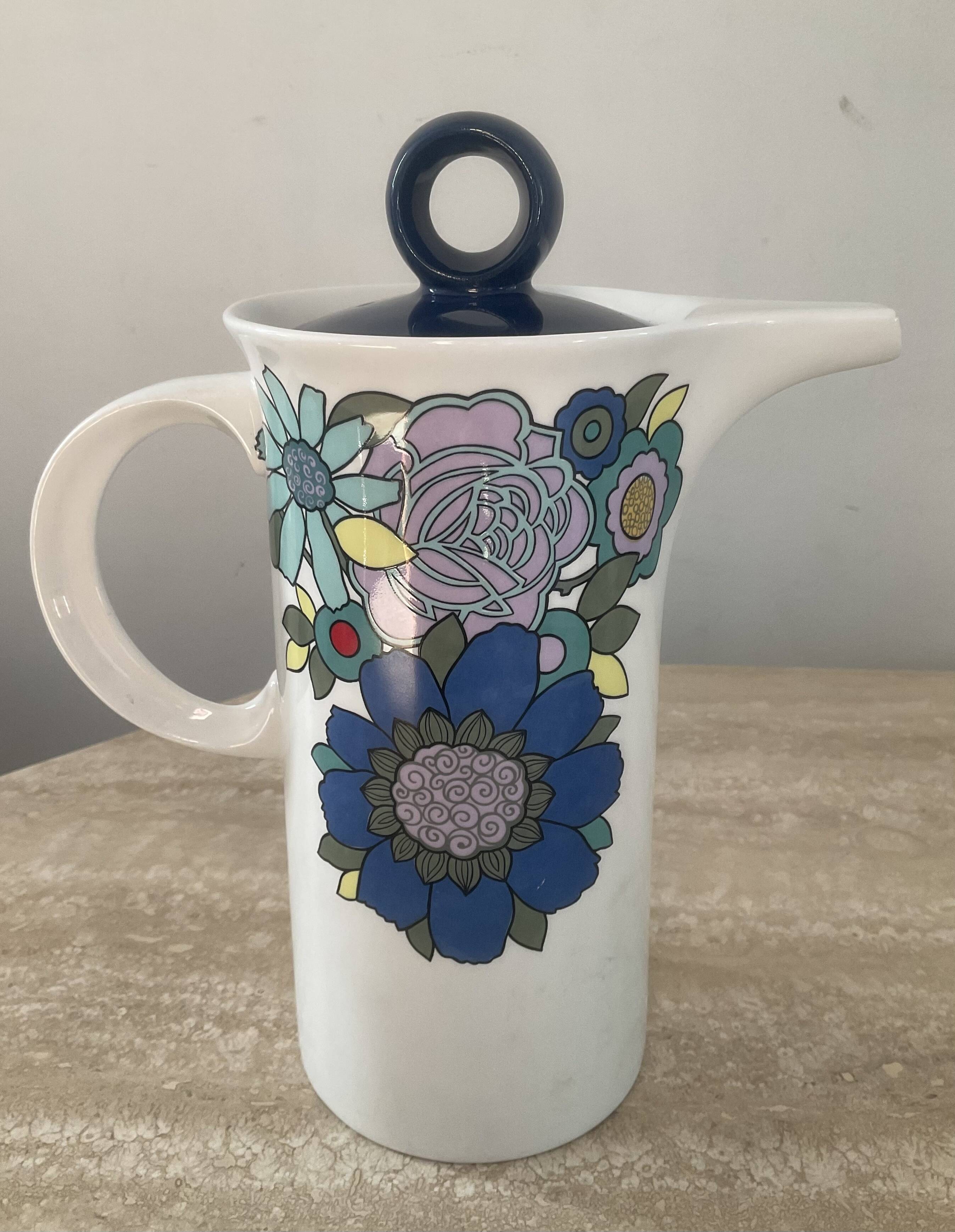 Vintage porcelain coffee maker from the 60s and 70s