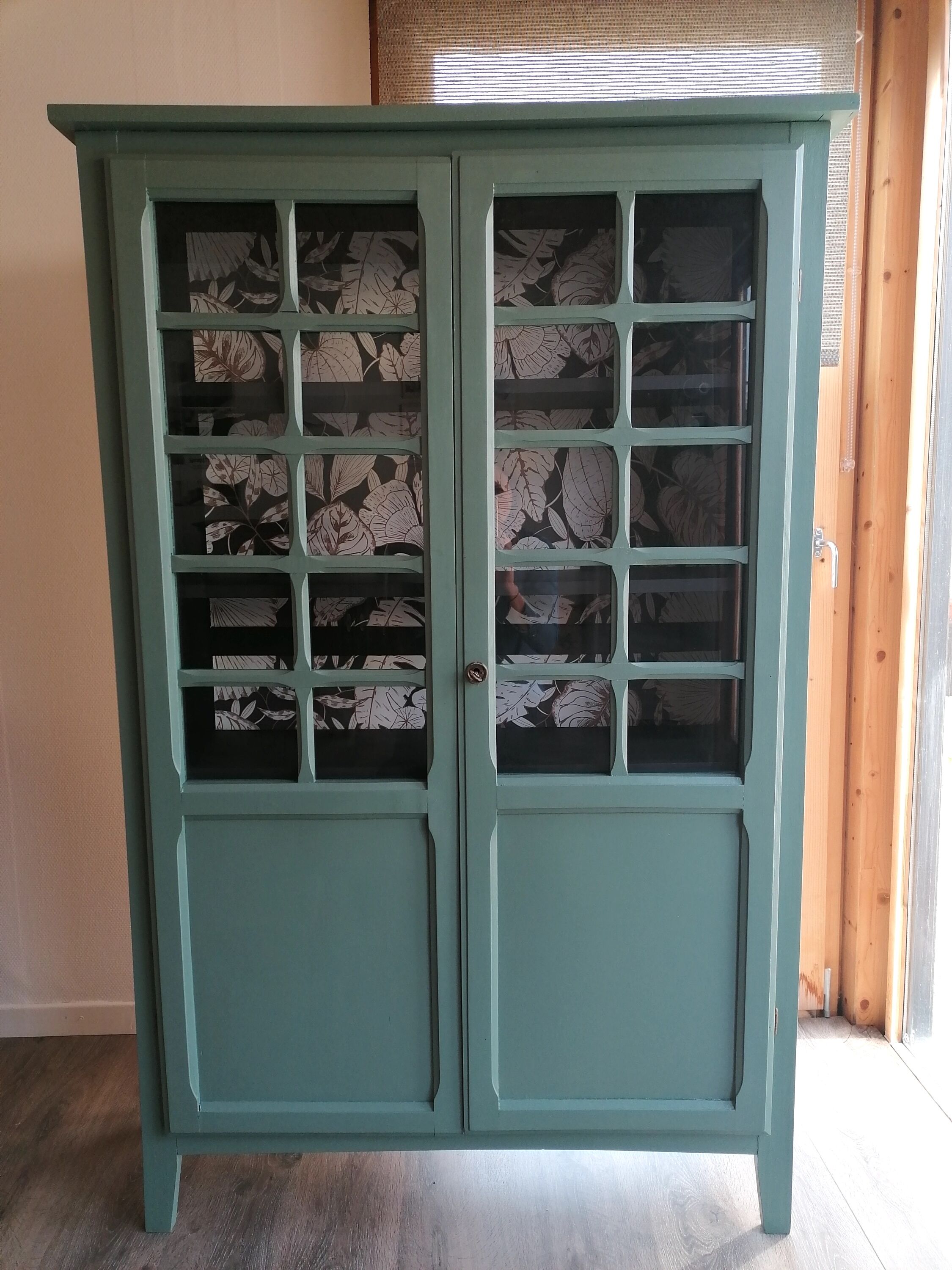 Parisian glazed wardrobe