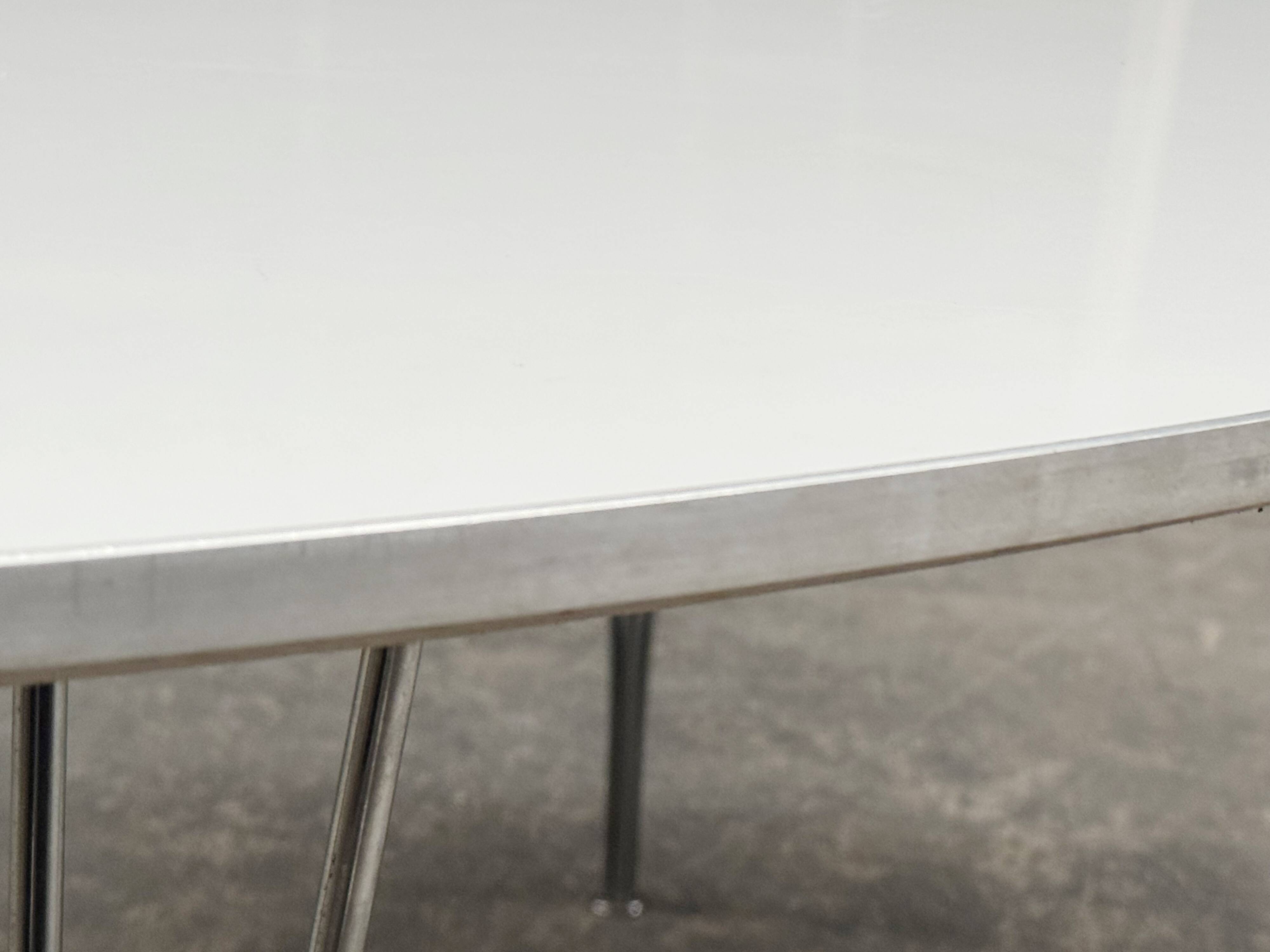 Superellipse Table Piet Hein
