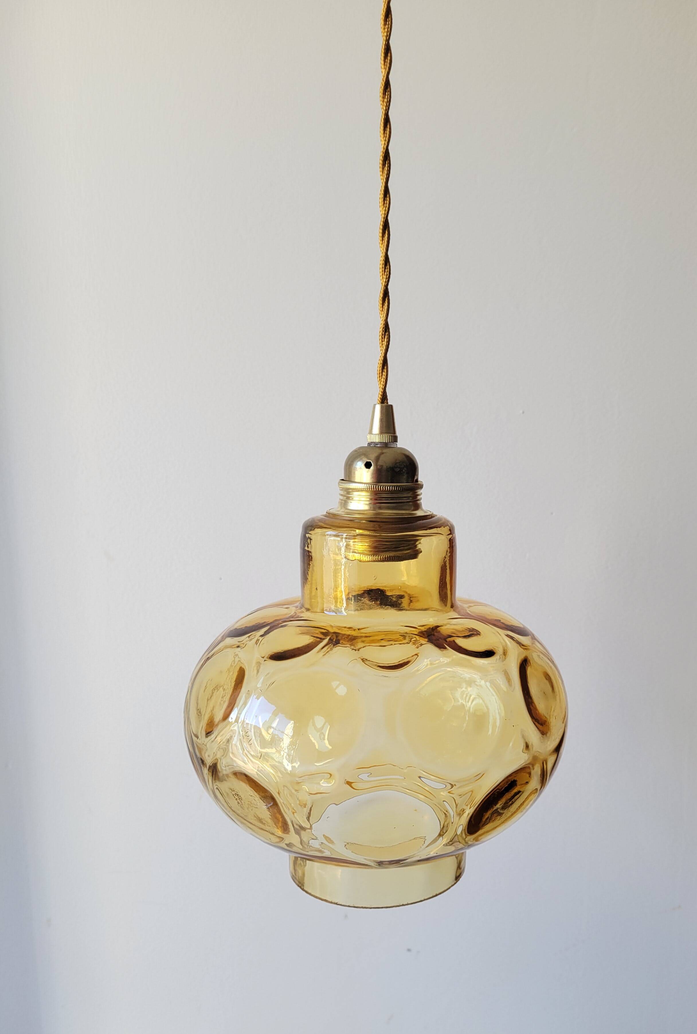 Faceted glass pendant light