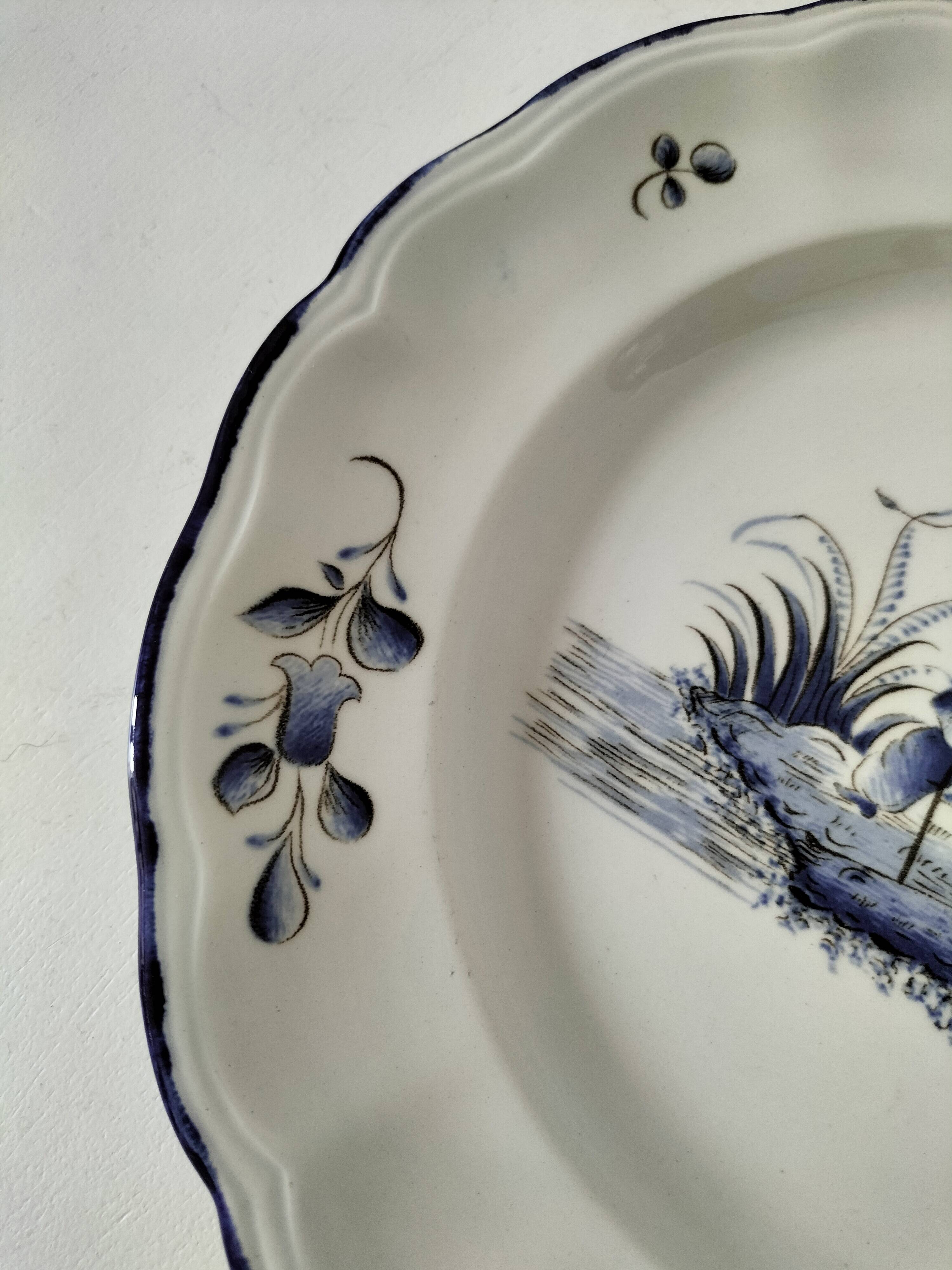 Assiette KG Lunéville décor pêcheur bleu