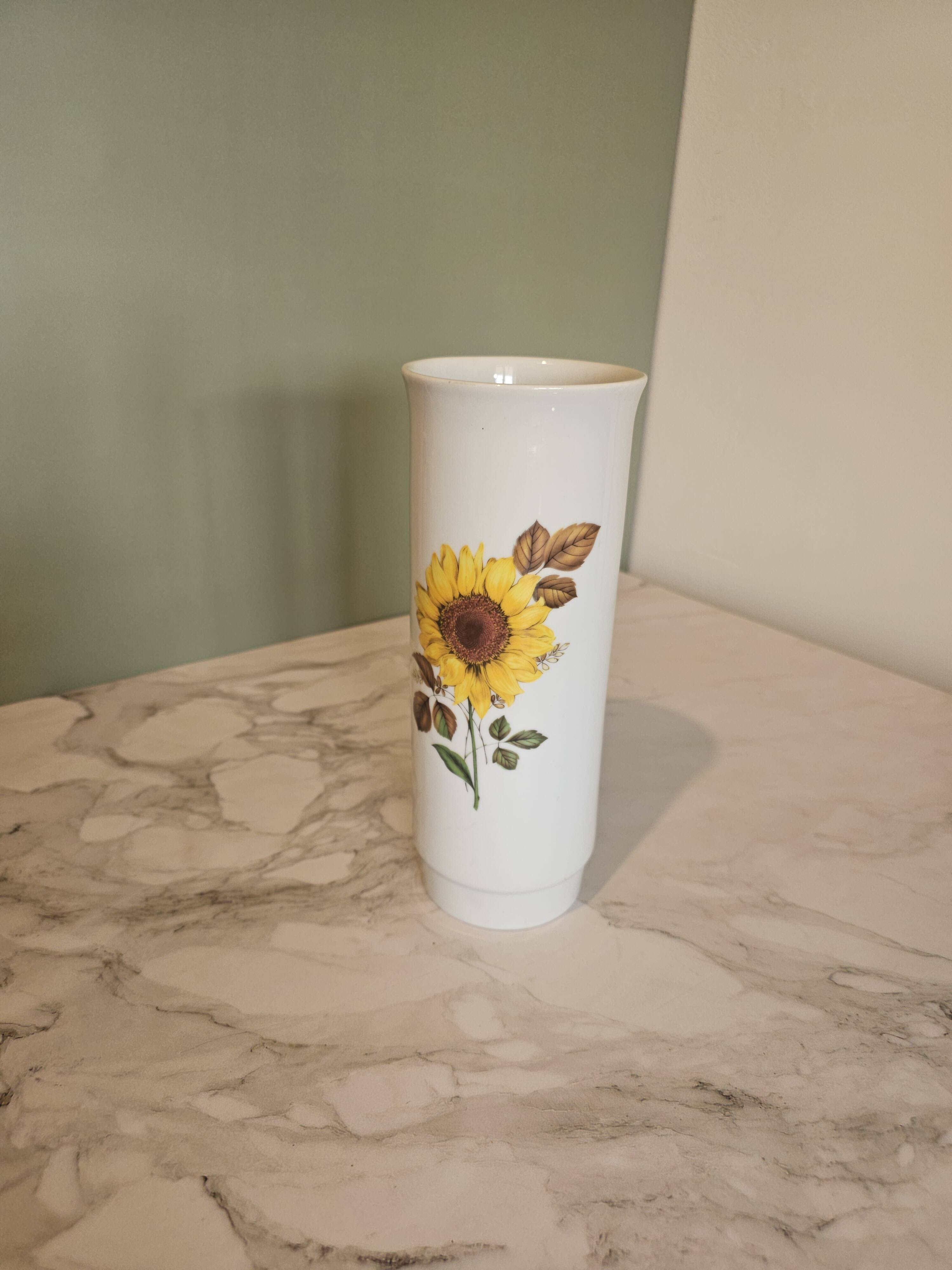 Sunflower vase in white porcelain Creidlitz Bavaria
