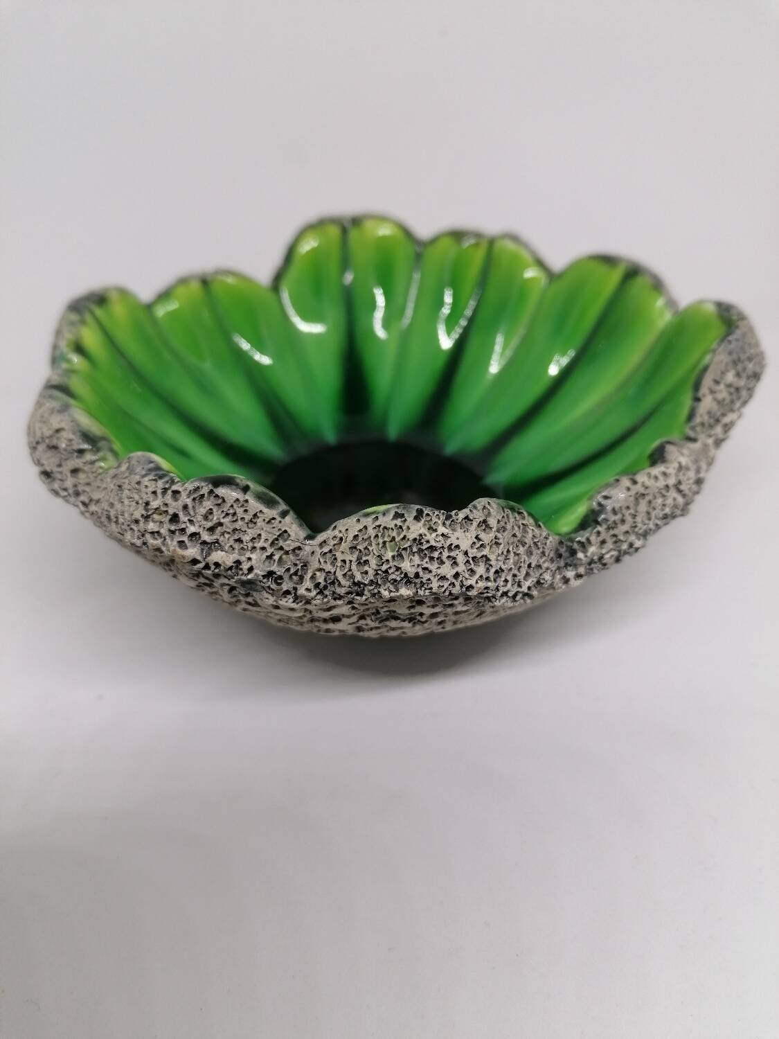 Green enamelled lava stone catchall – Italy 1970s