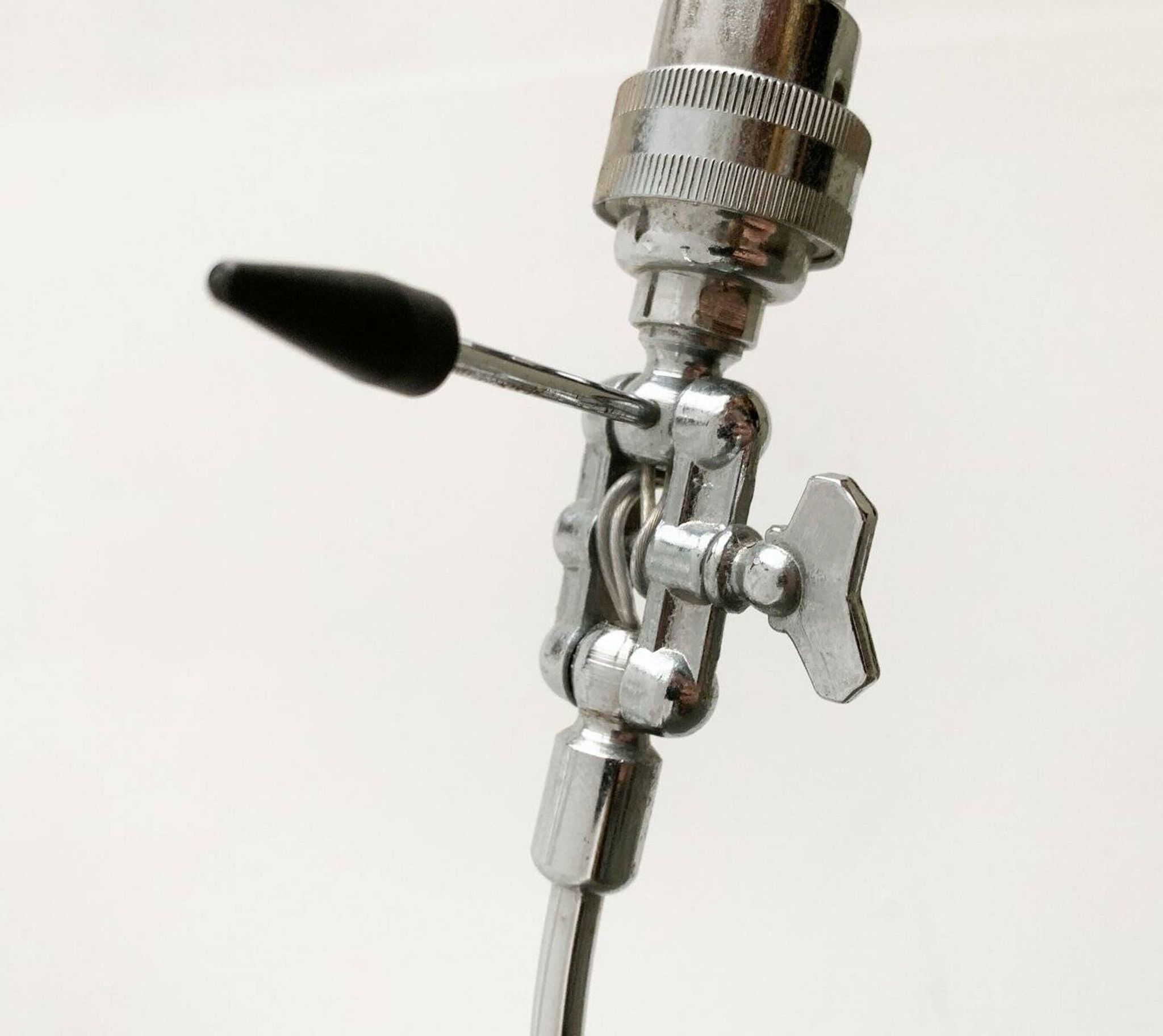 Postmodern Italian floor lamp by Andrea Bastianello for Disegnoluce, 1980s.