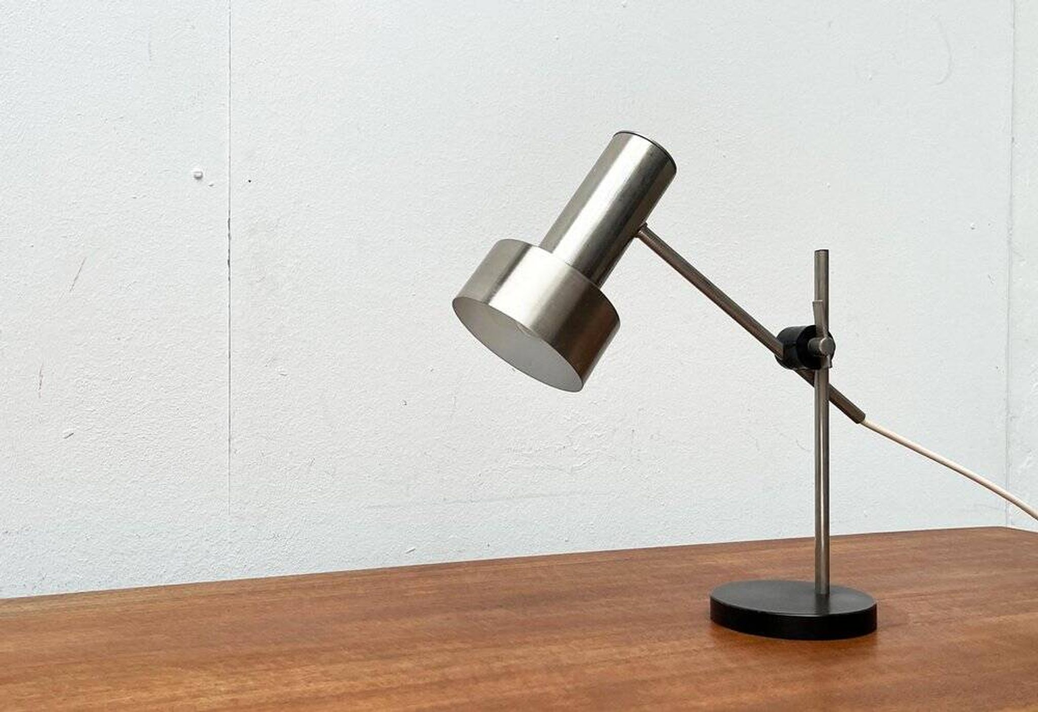 Lampe de table minimaliste milieu du siècle, années 1960