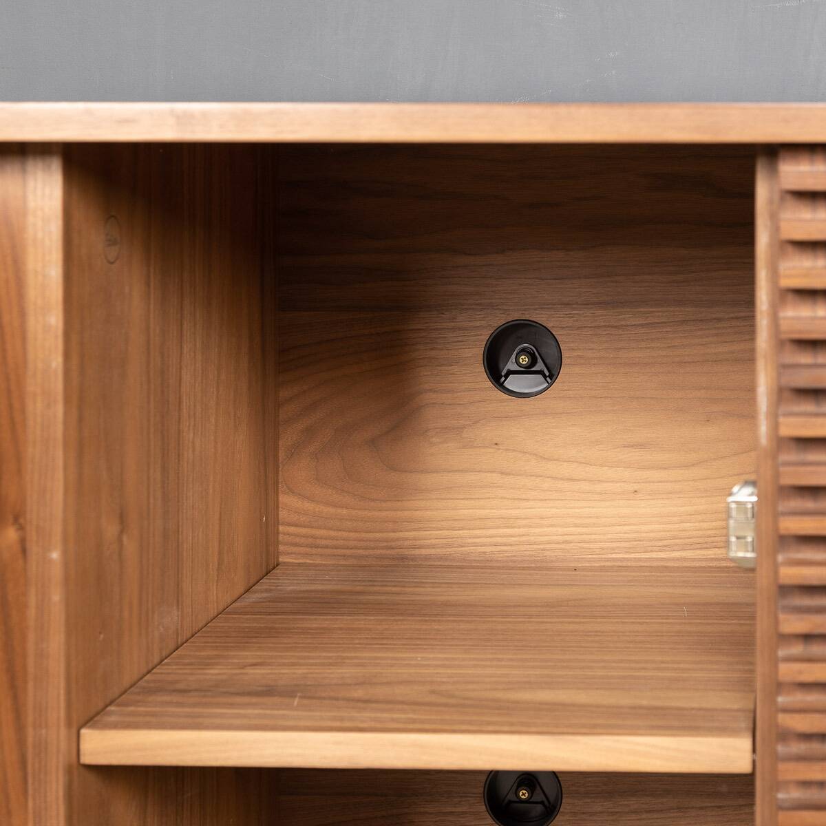 Stylish 20thc heals walnut sideboard by nathan yong c.1990