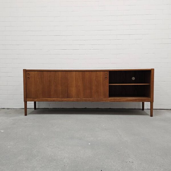 Buffet bas ou buffet vintage du Danemark