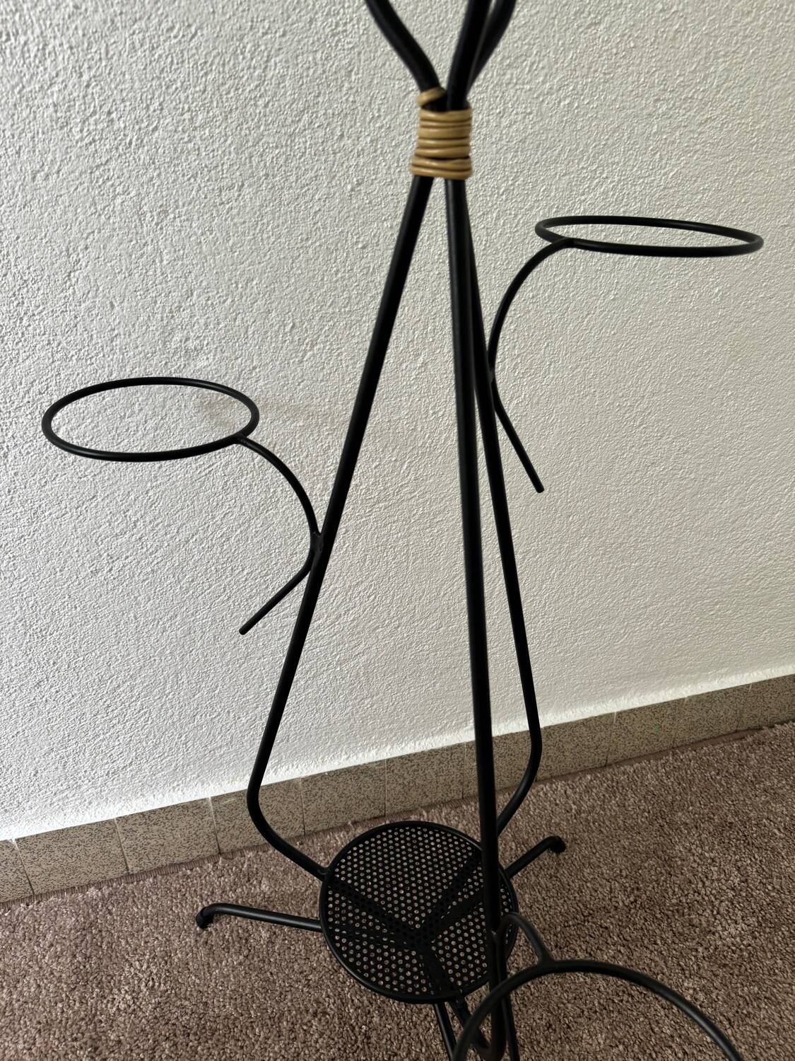 Porte plantes design années 60 dlg Matégot