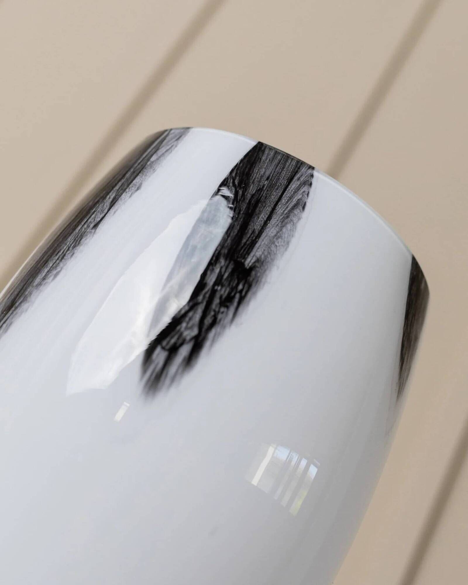 Black and White Hand-Blown Murano Glass Vase by Corso Italia (1980s) – 26 cm tall