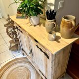 Parisian buffet in raw wood