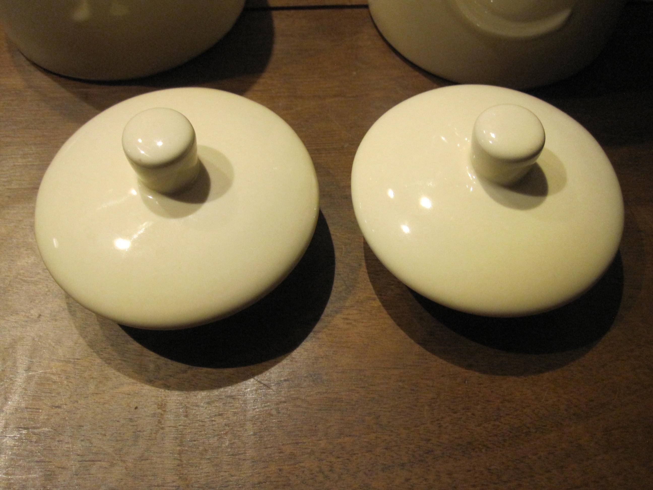 Ceramic pots with lid, coffee and tea