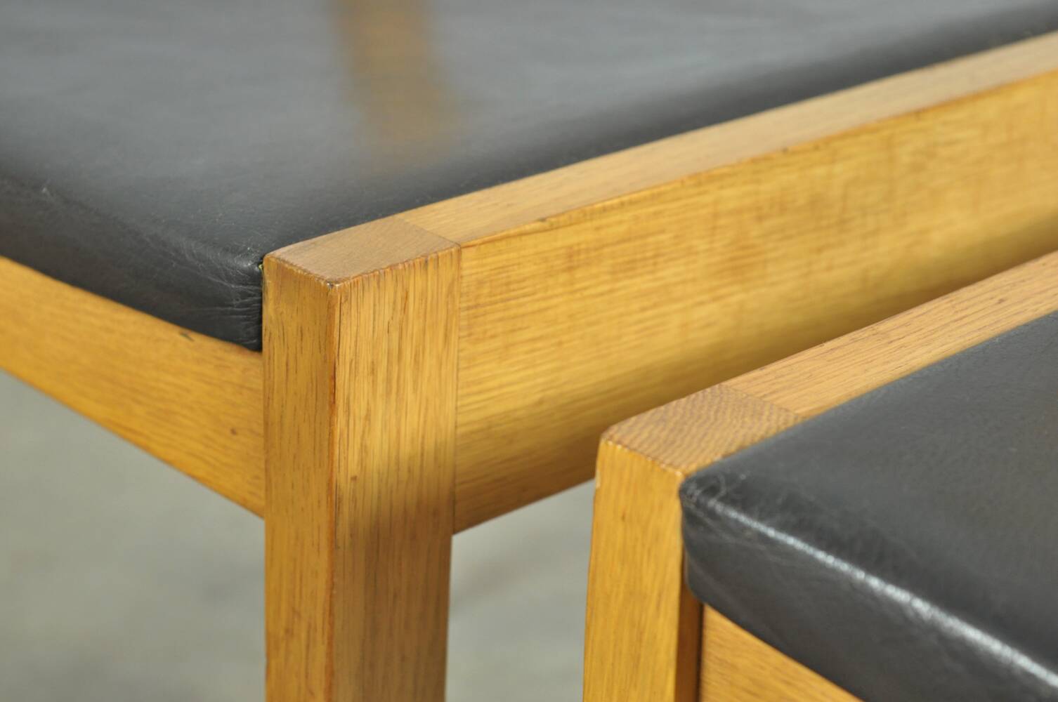 Vintage oak DUTCH DESIGN dining chairs in modern minimalist style, 1960s