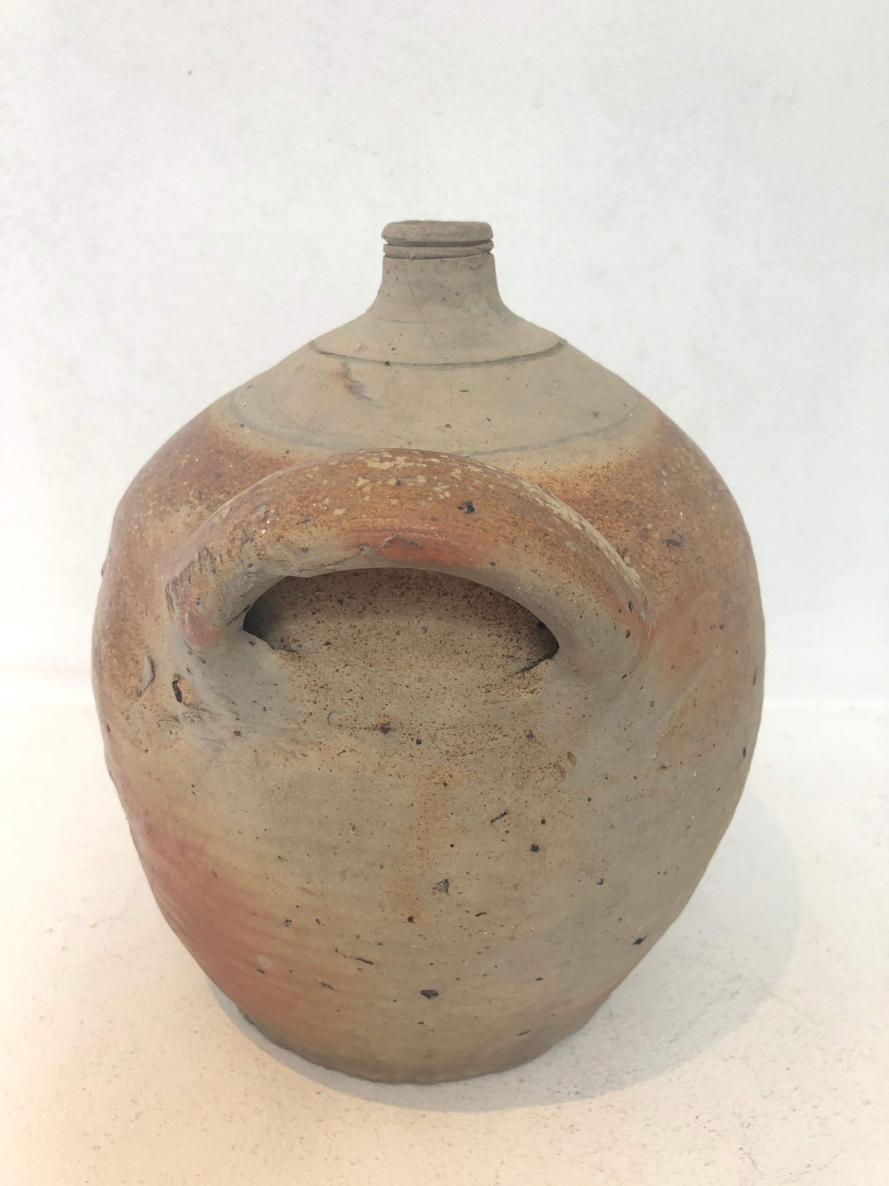 Jug with sandstone handles, 1970