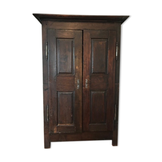 Louis XIII chestnut wardrobe