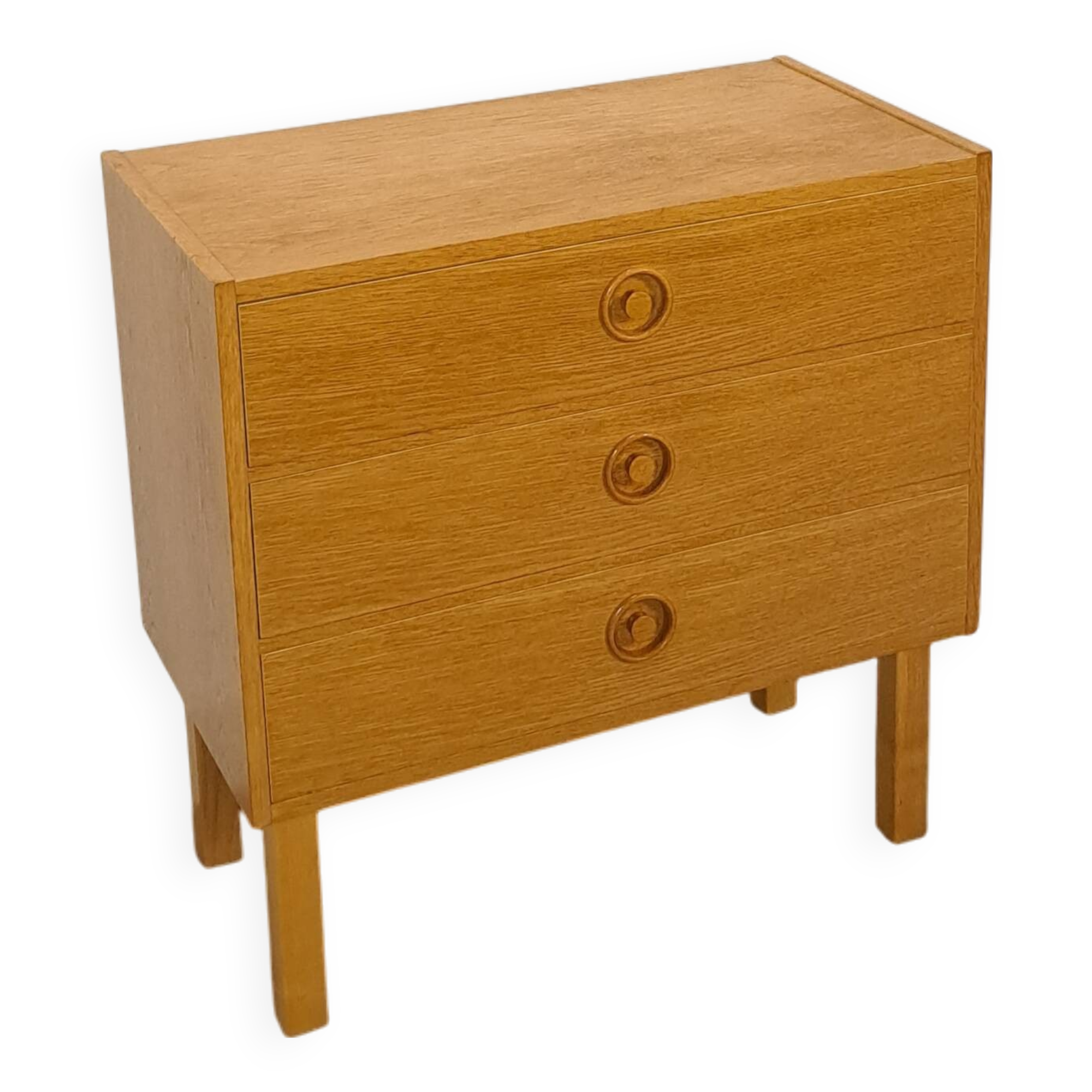 Commode en placage avec poignées rondes de Suède