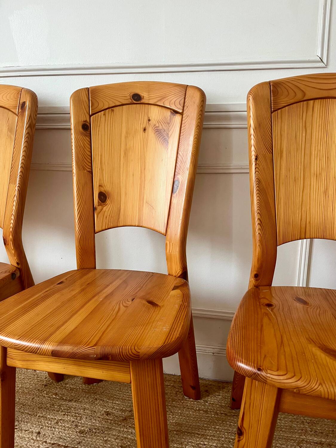 Set of 4 solid pine chairs in chalet style