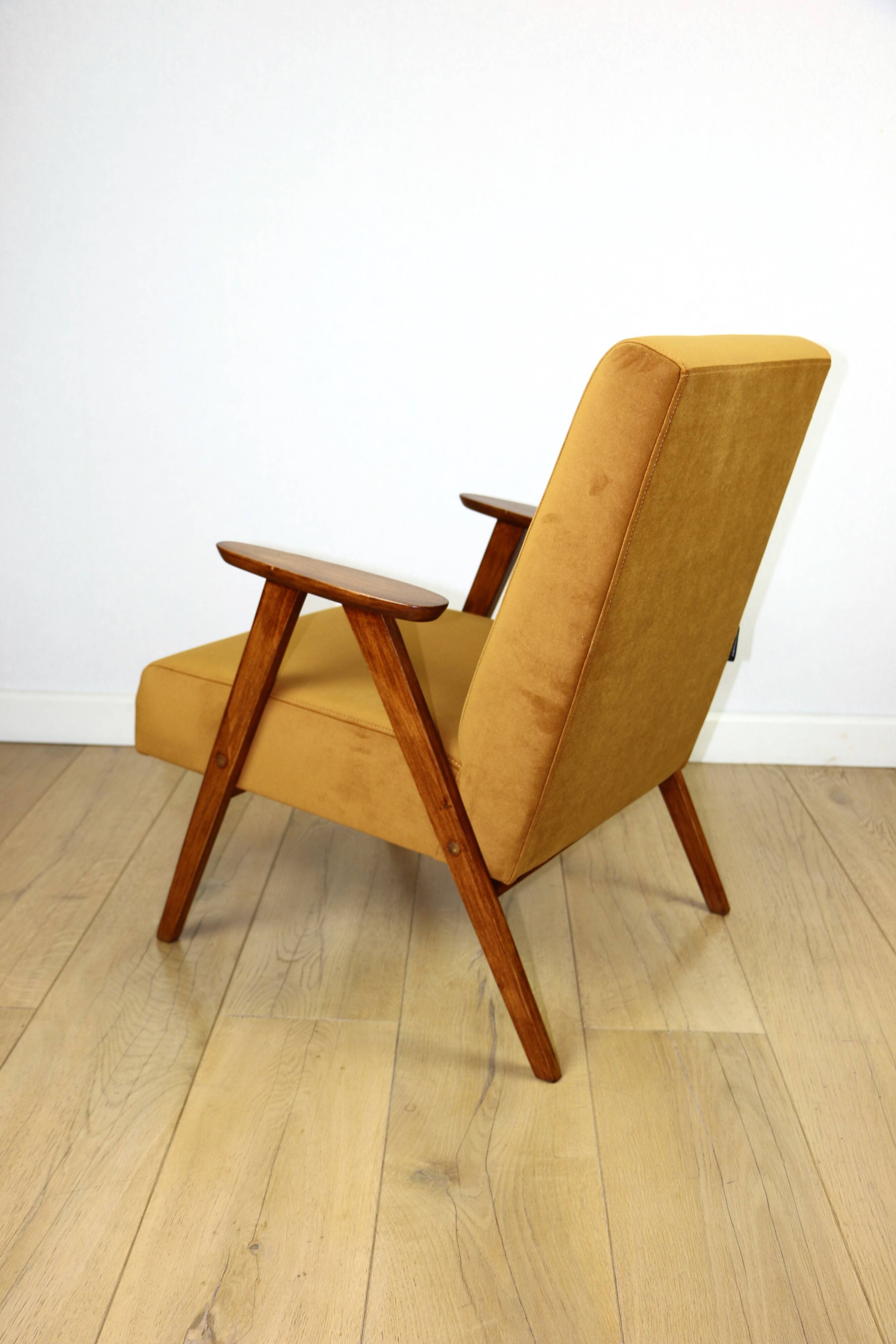 Classic vintage golden velvet armchair Jade - like Chierowski model - 2 pieces available