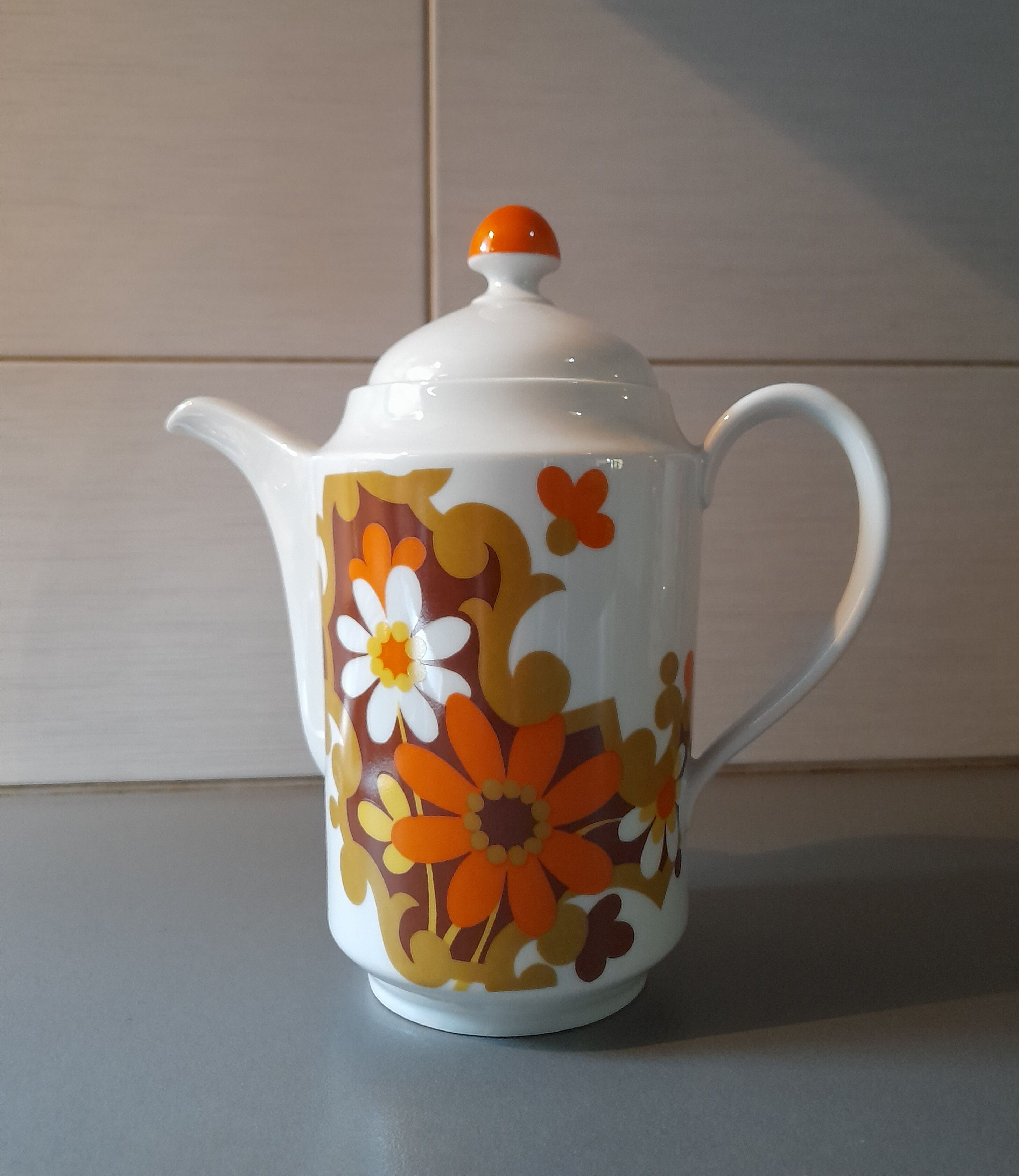 Théière fleurs psychédélique 1970