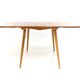 Table à manger en hêtre et orme du milieu du siècle Ercol