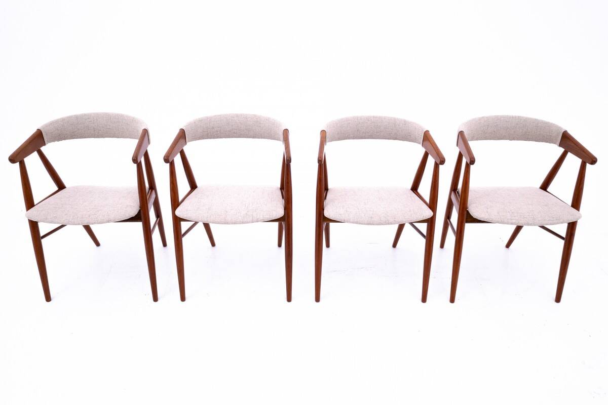 Chairs designed by Ejner Larsen & Aksel Bender Madsen, Denmark, 1960s. After renovation.