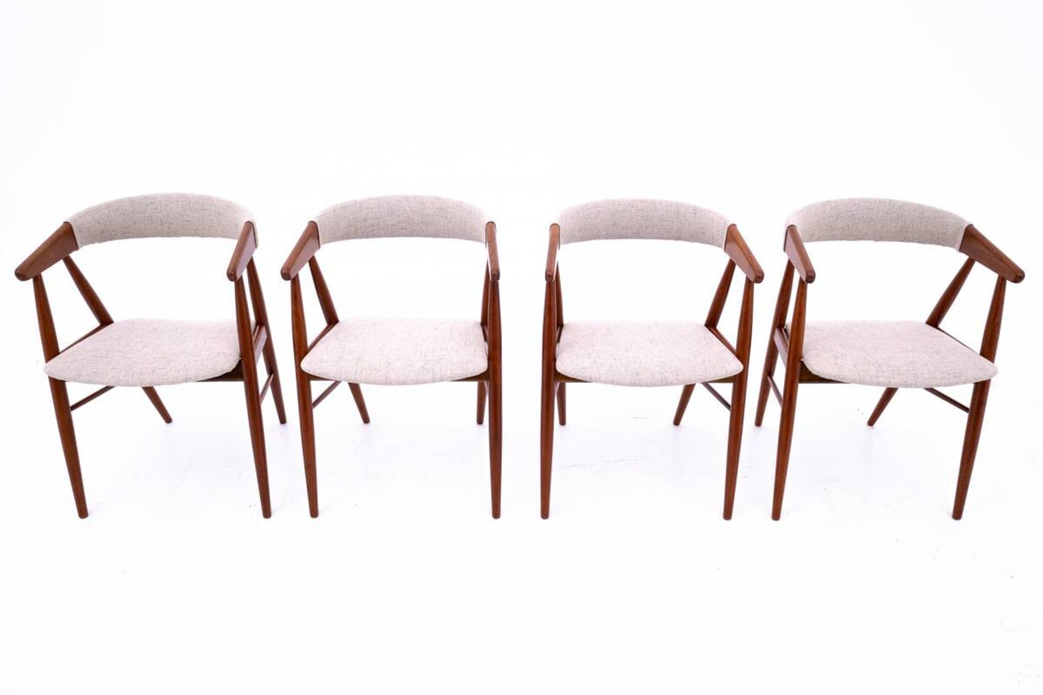 Chairs designed by Ejner Larsen & Aksel Bender Madsen, Denmark, 1960s. After renovation.