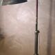lampadaire 1940  rarestyle projecteur pieds sur roulettes  alu masif    180x110x70