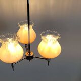 Vintage lustre in pink opaline – Three lights for a subdued atmosphere