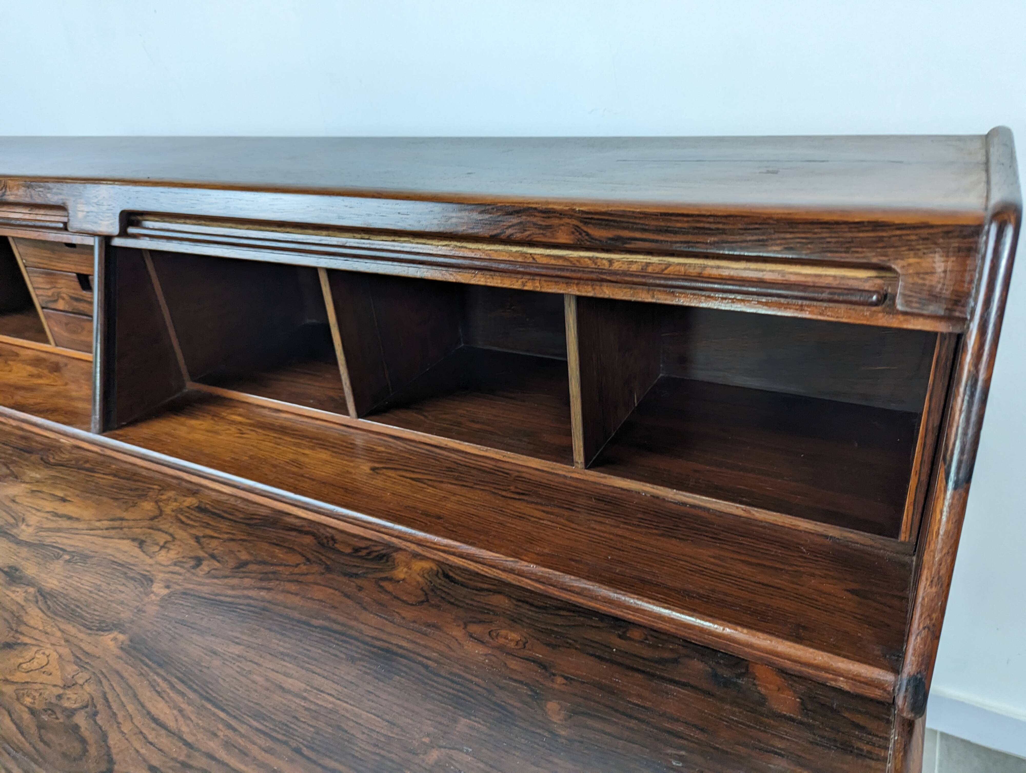 Desk by Gianfranco Frattini, Italy 1950s