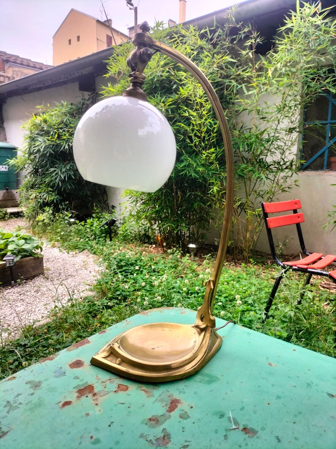 Art Nouveau bedside lamp