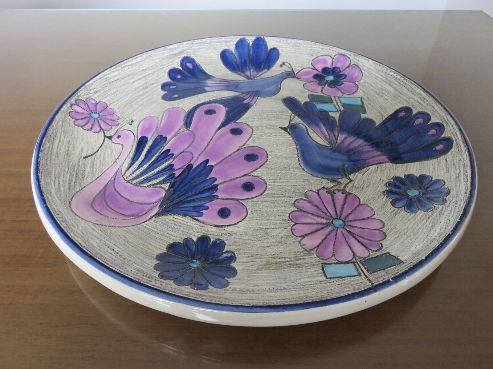 Ceramic decoration dish "peacock" Vega cuenca ecuador