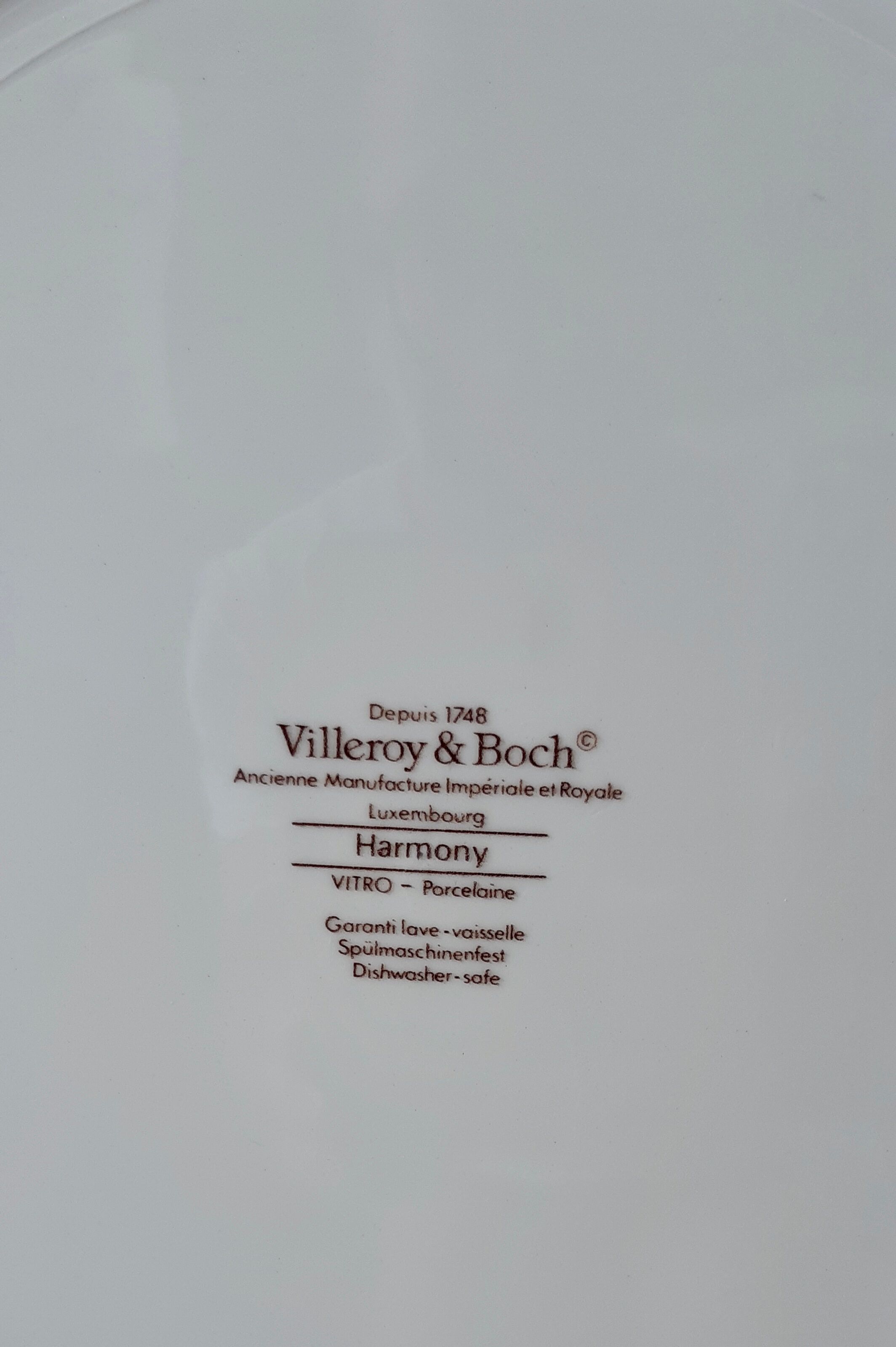 Vintage Villeroy and Boch cake dish