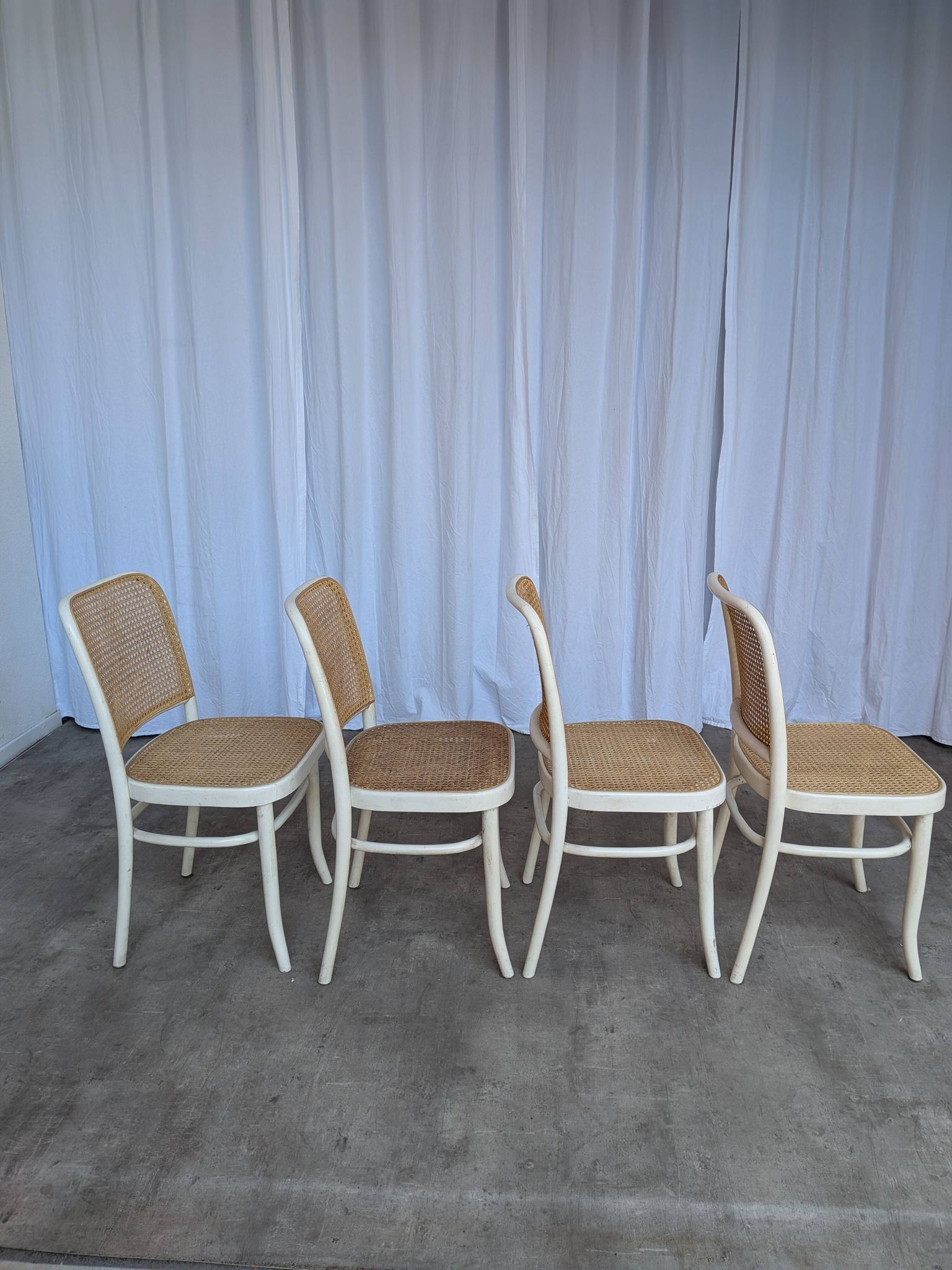 Set of 4 Thonet Style 811 Cane Chair: Josef Hoffman Mid-Century Modern Furn
