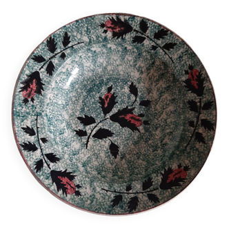 Late 19th century Gien earthenware dish/soup plate