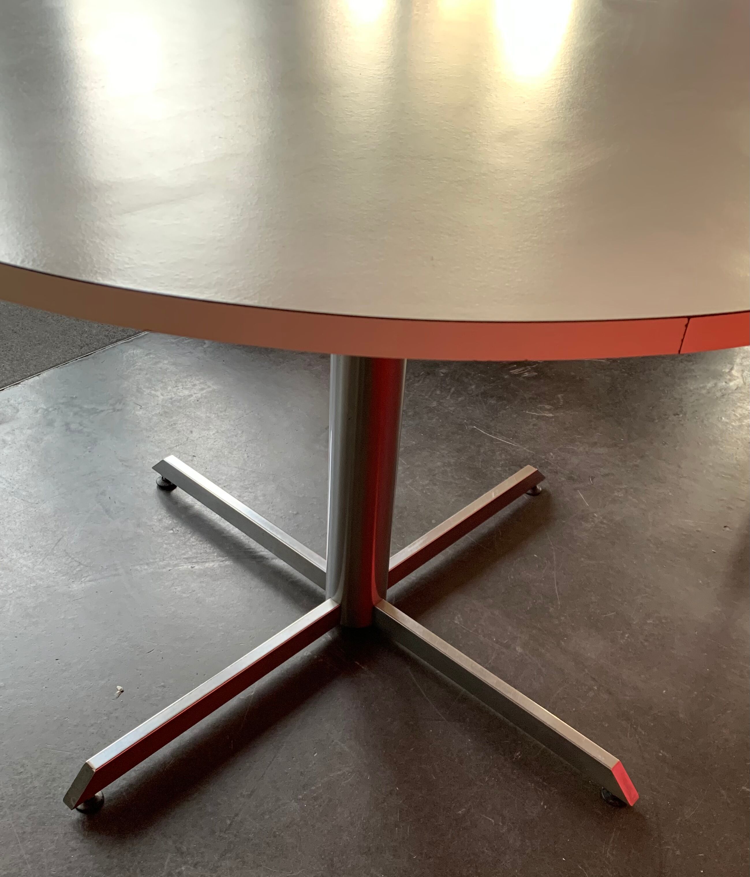 Dining table rock Bobois around 1970