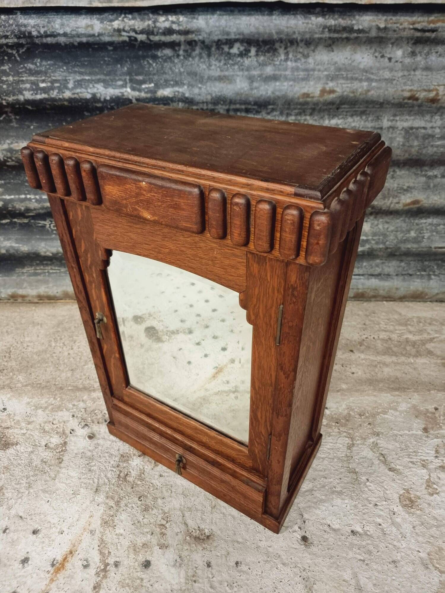 Antique medicine cabinet hanging cabinet Art Deco oak