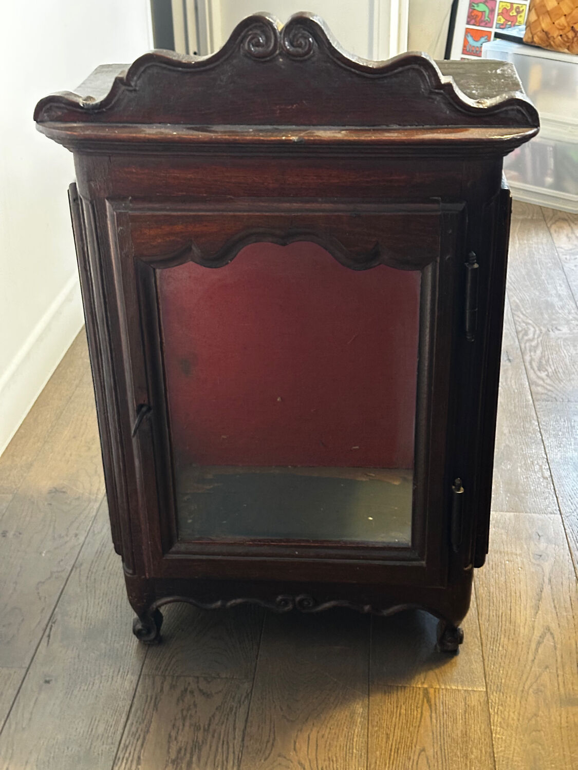Antique display cabinet in carved wood – Louis XV style – 19th century