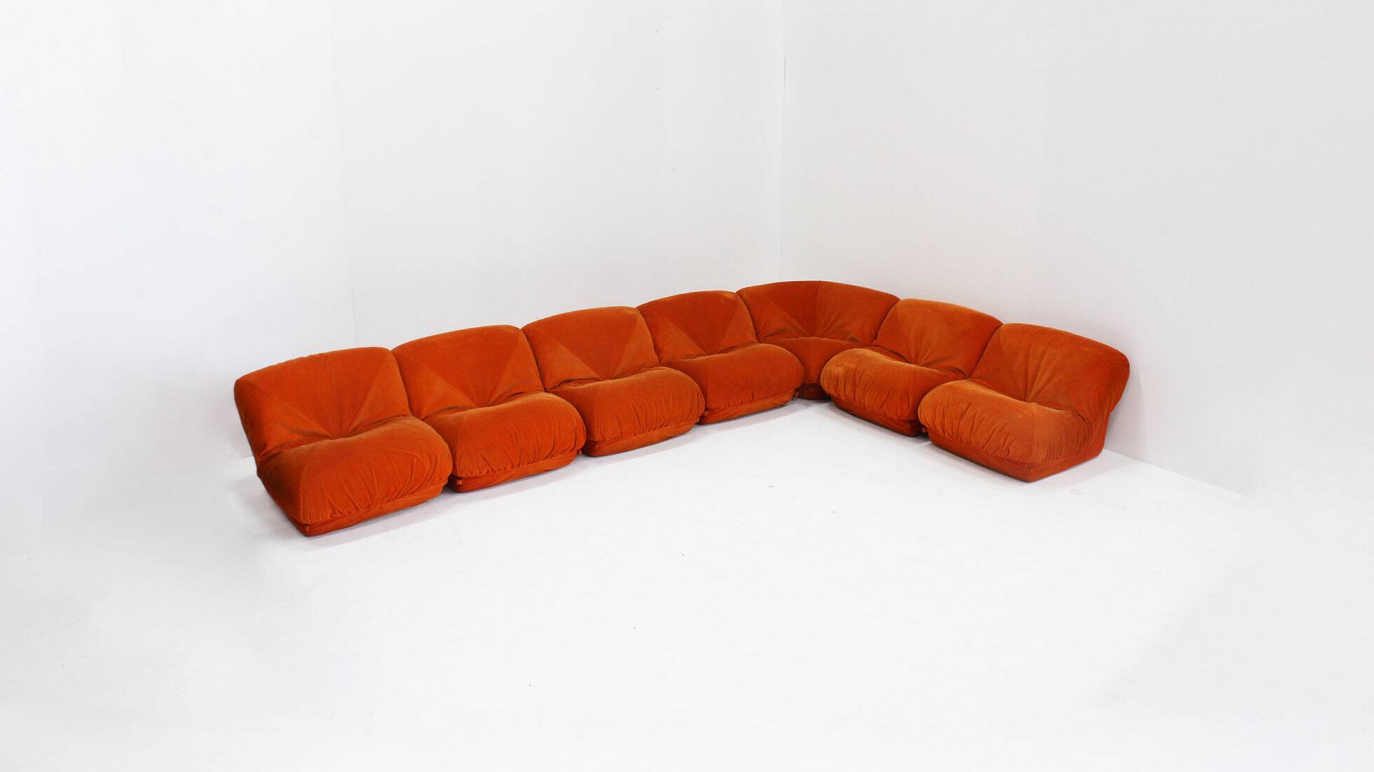 Airborne sectional sofa 'Patate' in orange corduroy, set of 7