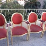 Lot of 4 chairs