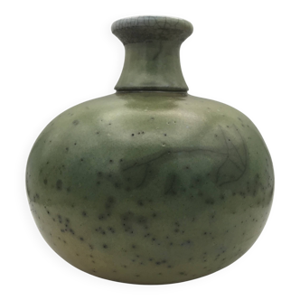 Vase contemporain forme boule raku nuances de vert et jaune