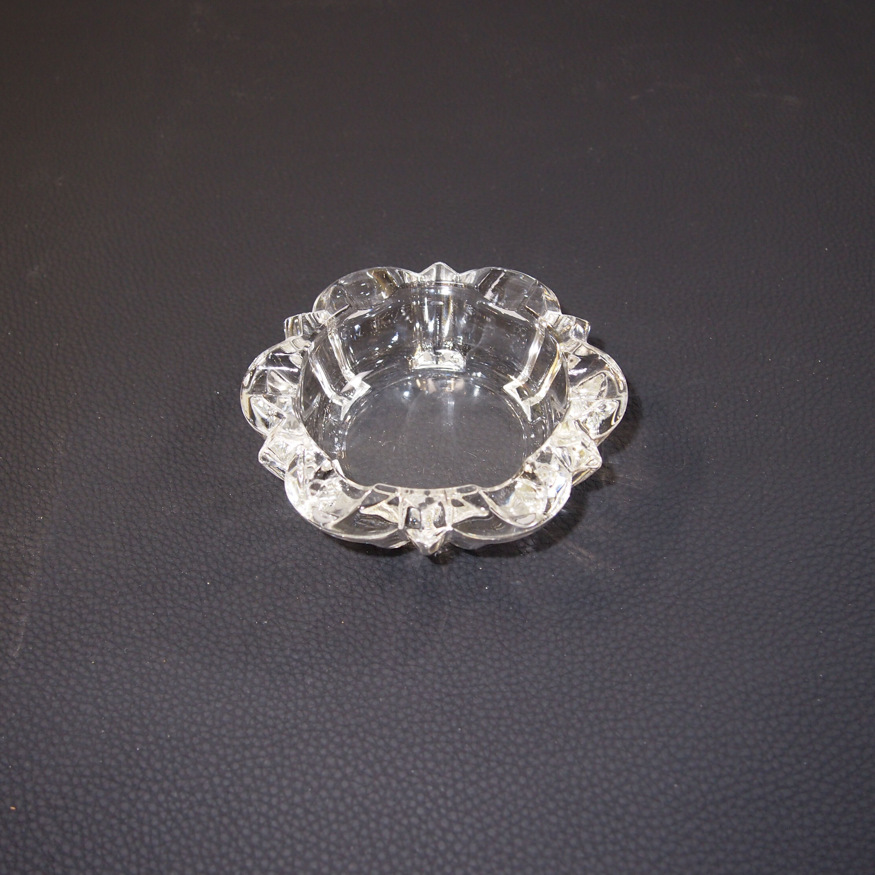Cendrier en verre cristal