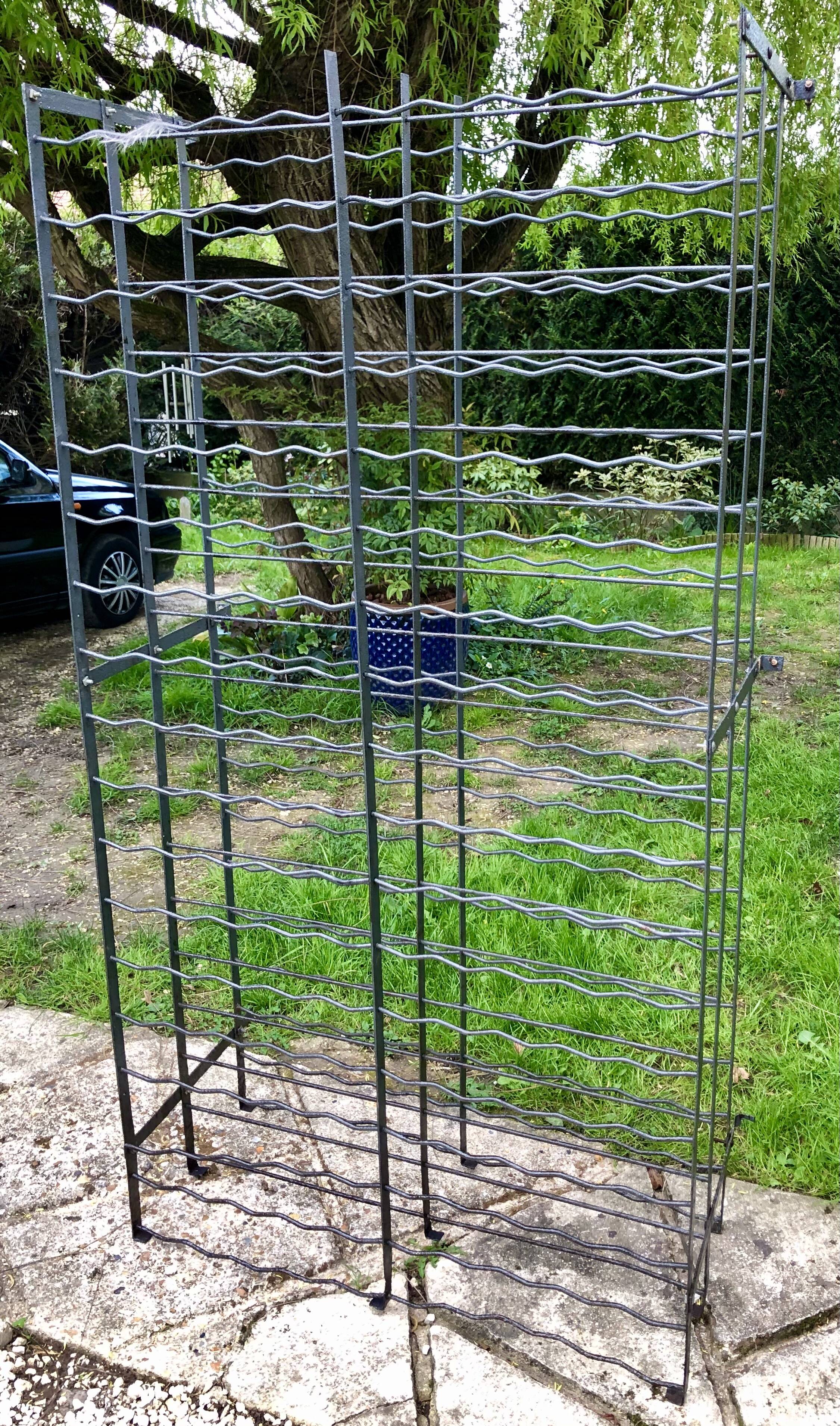 50s bottle locker - capacity 360 bottles